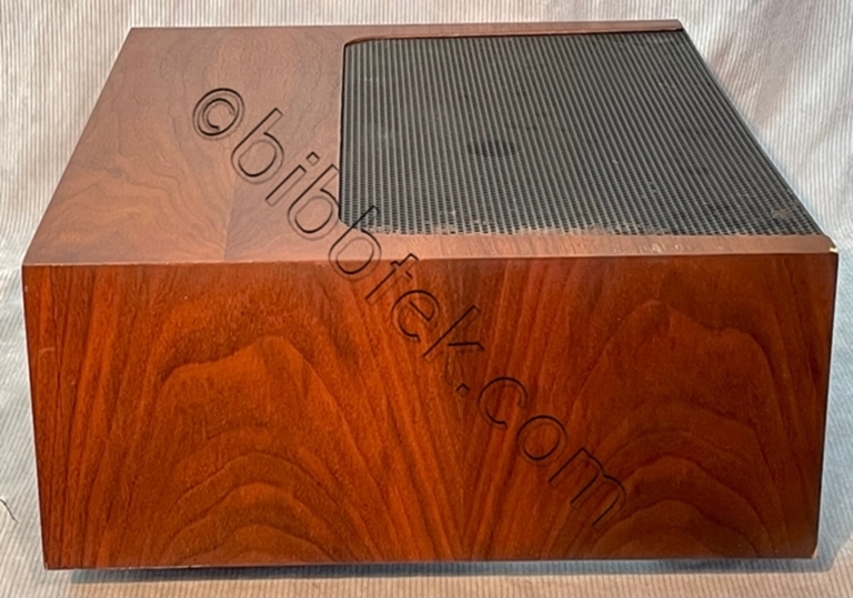 Picture of Original Marantz Cabinet for 2245, 2365B Receiver