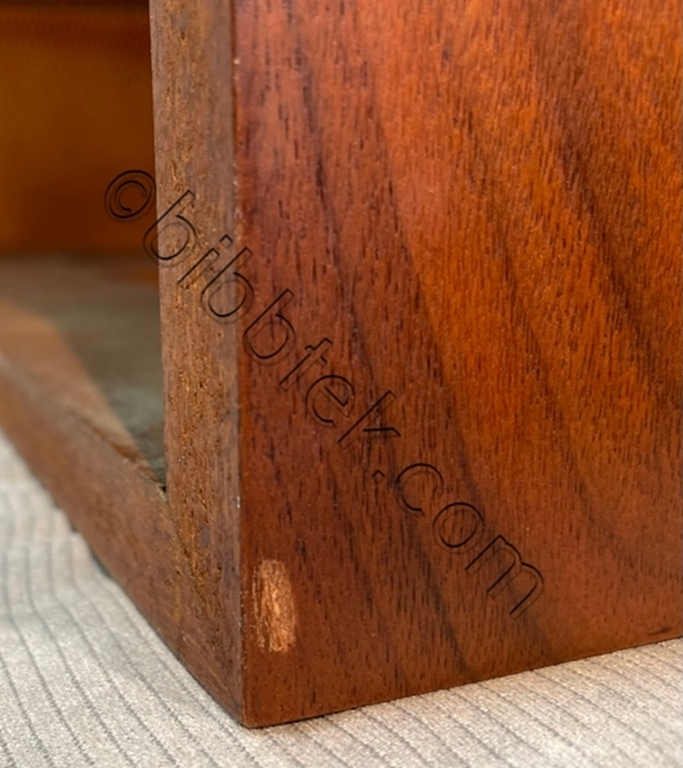 Picture of Original Marantz Cabinet for 2245, 2365B Receiver