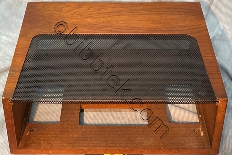 Picture of Original Marantz Cabinet for 2245, 2365B Receiver